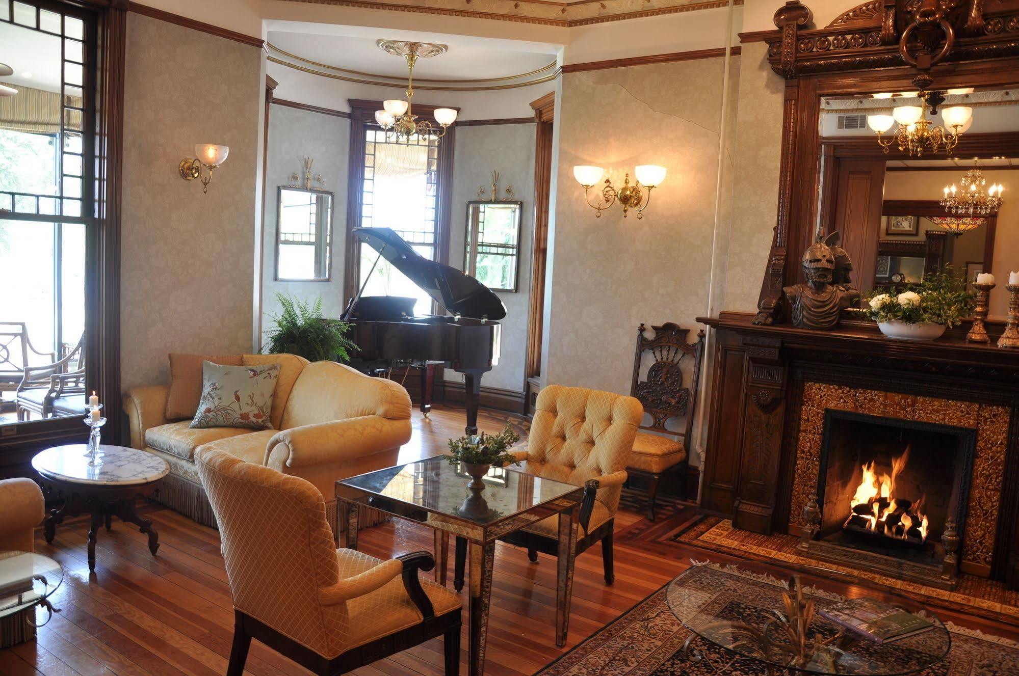 Baker House Hotel Lake Geneva Eksteriør bilde
